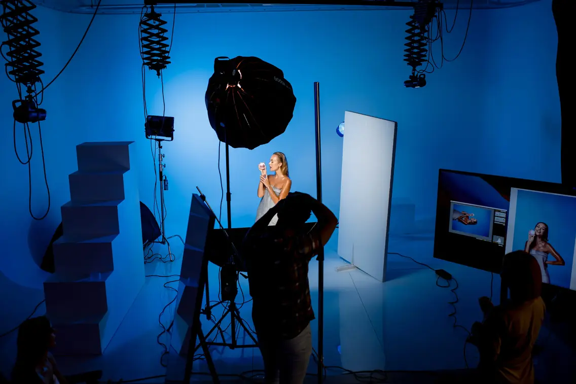 Daylight photo set at SkyLight Studio Dubai