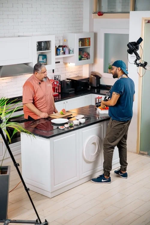 Photo Studio in Dubai: Types, Gear & What You Actually Rent