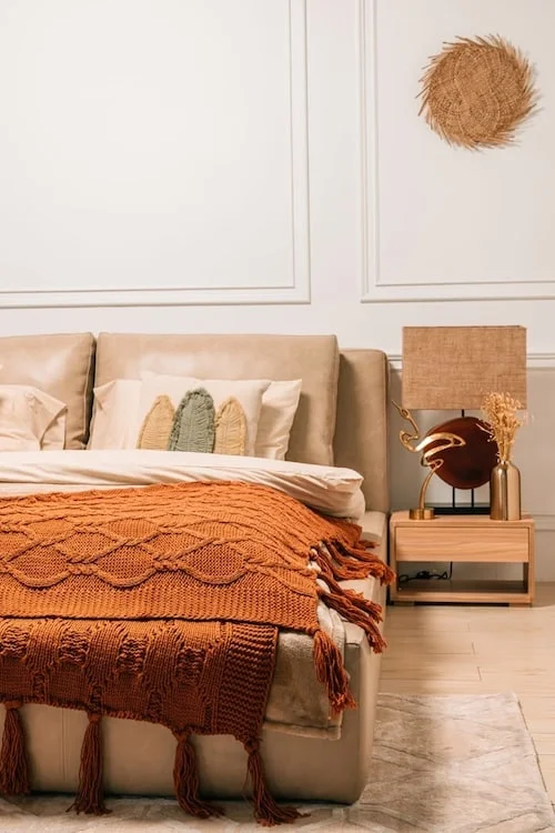 What Is a Seamless Backdrop? Types, Sizes & Uses in Dubai